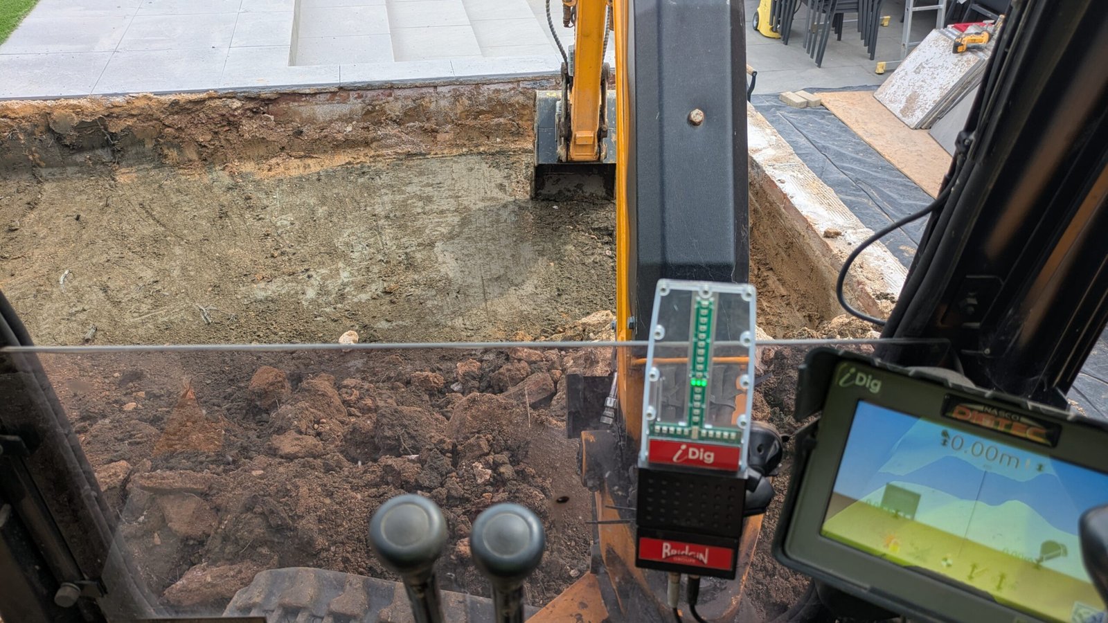 pxl 20250826 120615537.mp